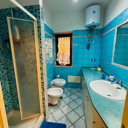 Dimora Diciassette - 300mt Dal Mare Apartment *